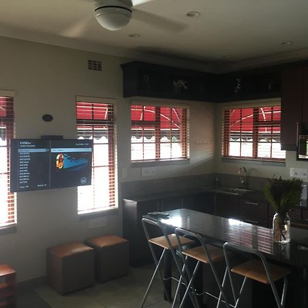 The Travel Inn Durban Exterior photo