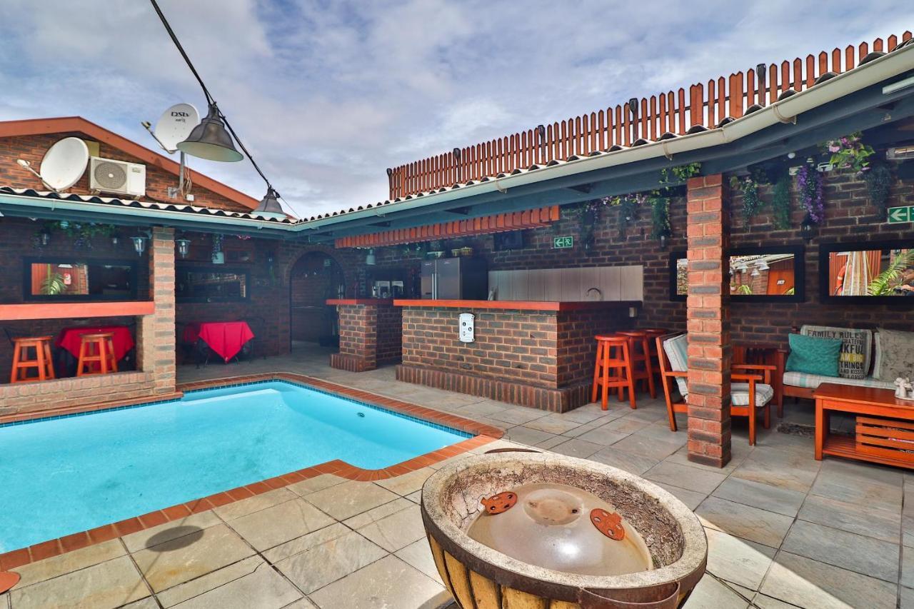The Travel Inn Durban Exterior photo