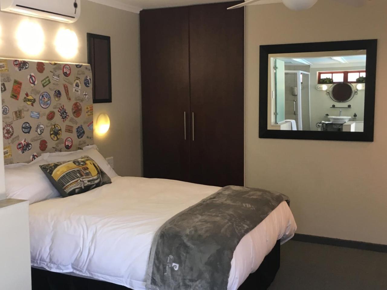 The Travel Inn Durban Exterior photo