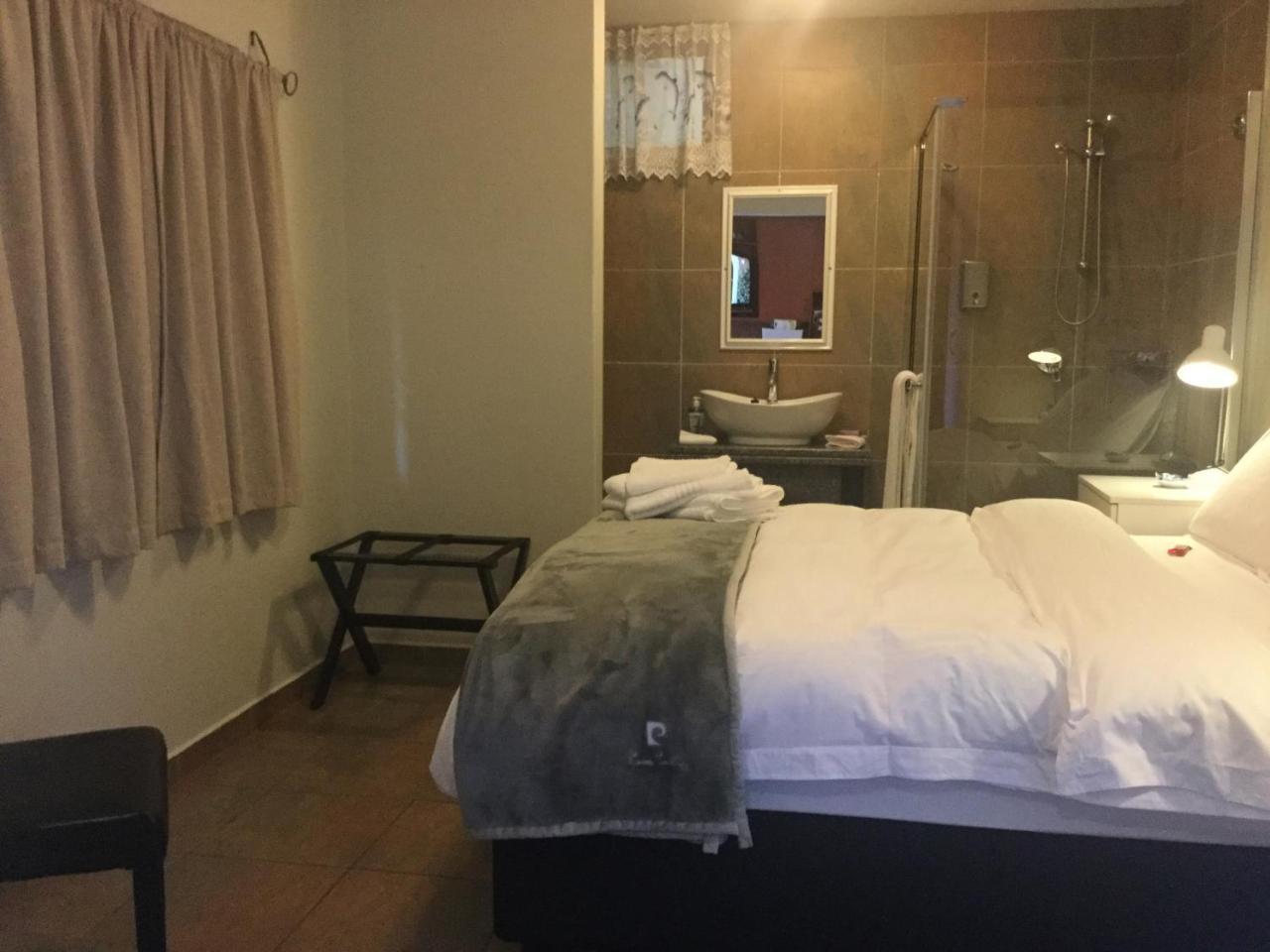 The Travel Inn Durban Exterior photo