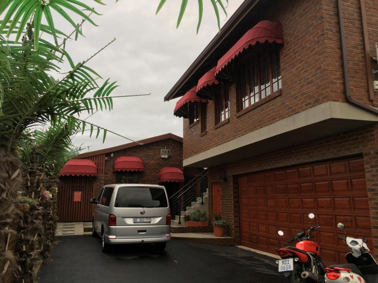 The Travel Inn Durban Exterior photo